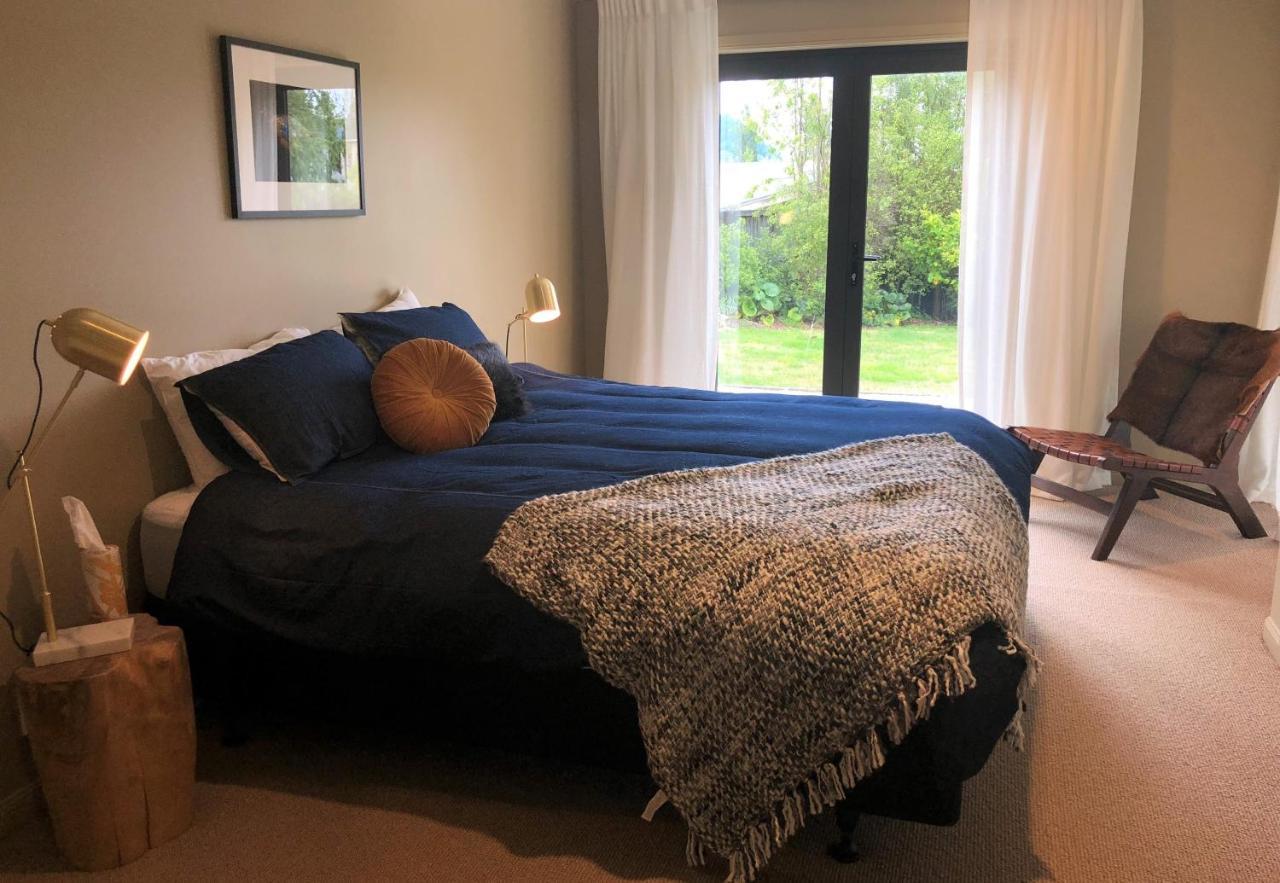 Kinloch Lakeview Lodge - Taupo Buitenkant foto