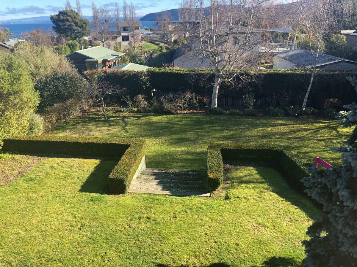 Kinloch Lakeview Lodge - Taupo Buitenkant foto