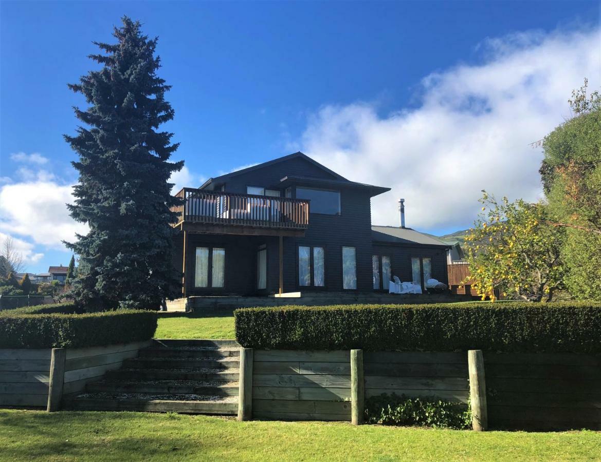 Kinloch Lakeview Lodge - Taupo Buitenkant foto